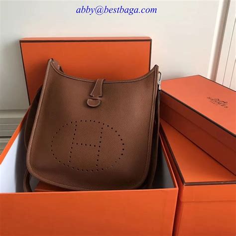hermes evelyne medium vs large